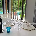 La Segaliere Spa Bar קז'אר