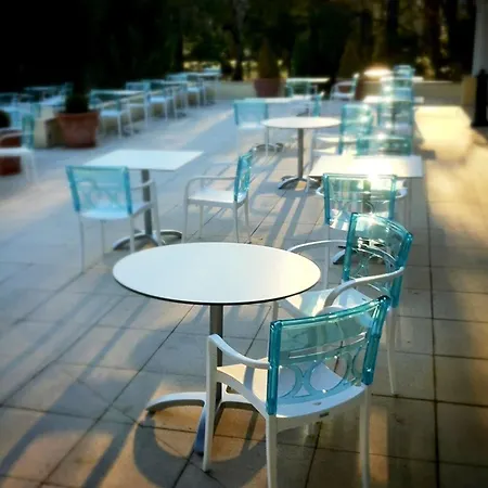 Blue Hotel